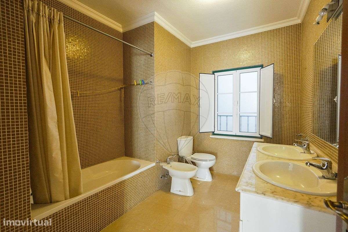 Moradia T2 para venda-17