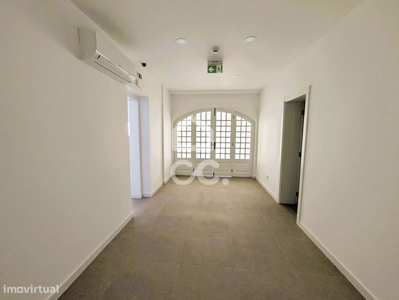 Loja, 153,14 m², Abrantes (São Vicente e São João) e Alferrarede-7