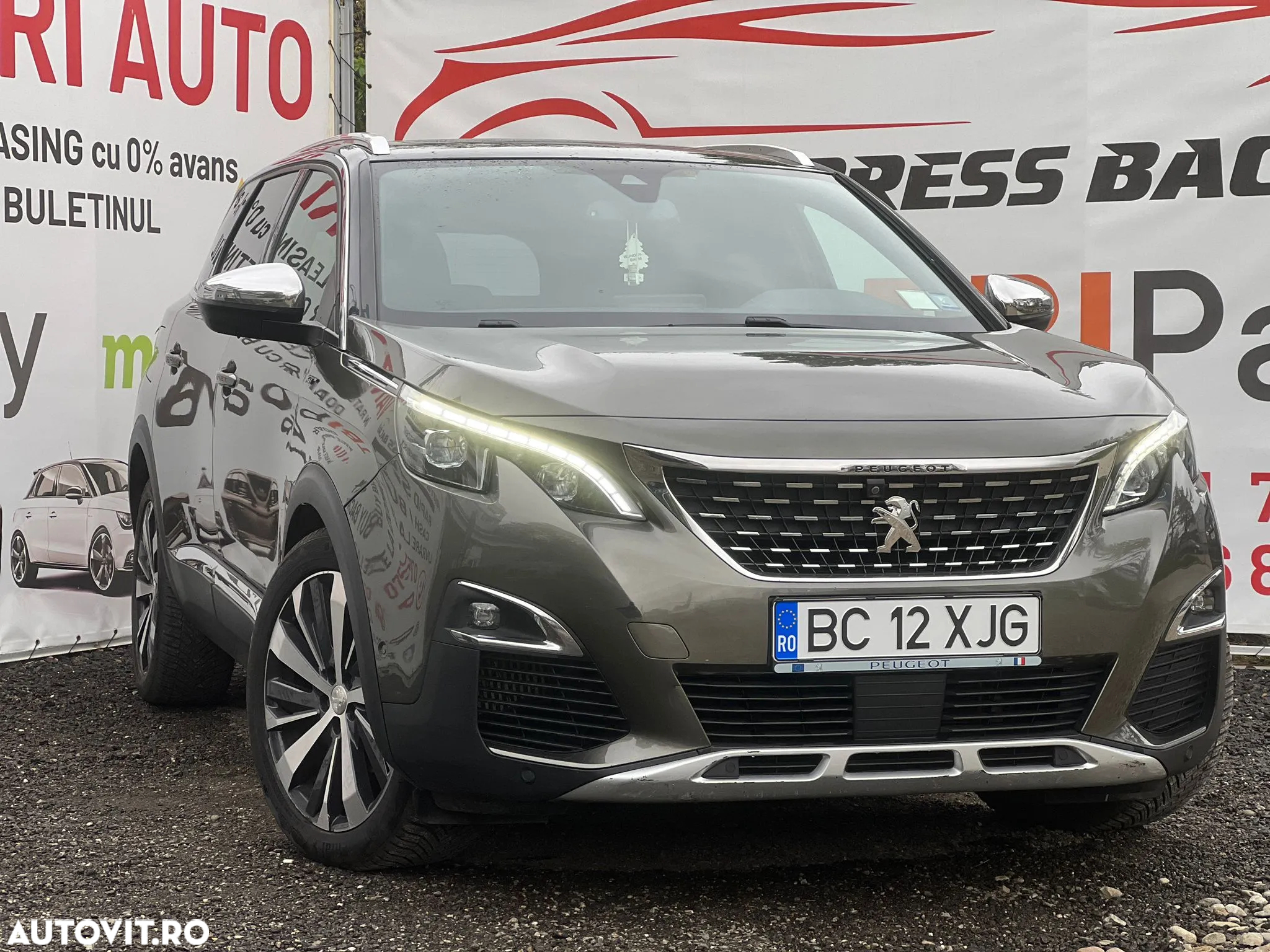 Peugeot 5008 2.0 BlueHDI EAT8 S&S GT - 19