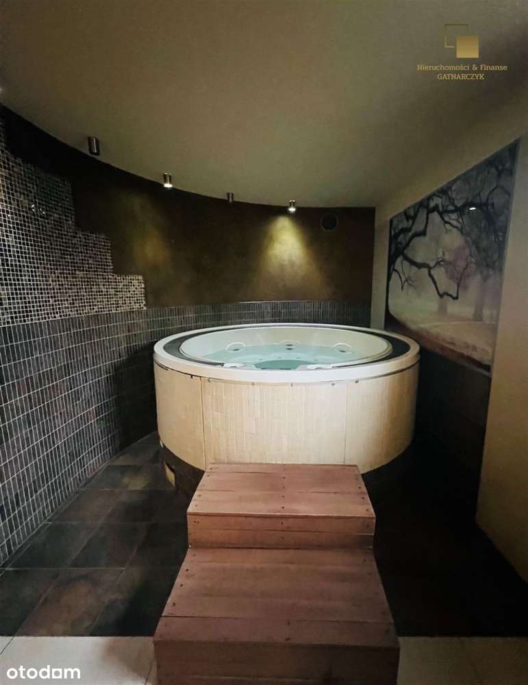 Hotel Zacisze - na sprzedaż z dużym potencjałem !-15