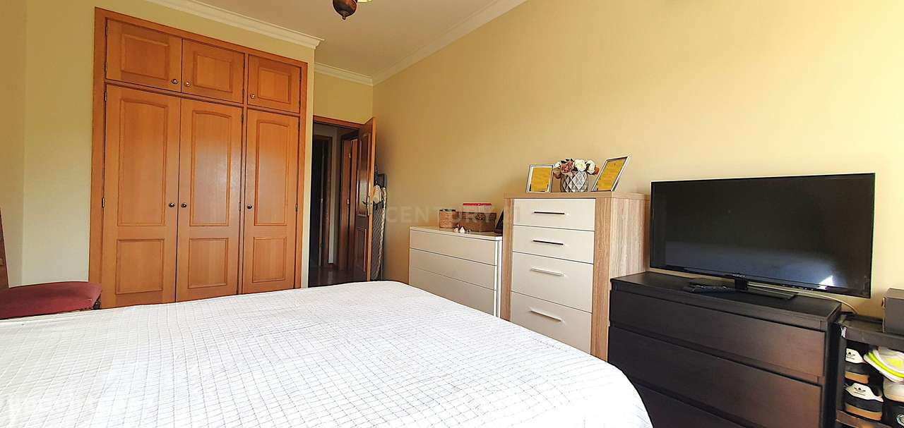 Apartamento T2 Centro da Cidade I  Garagem I Elevador-17