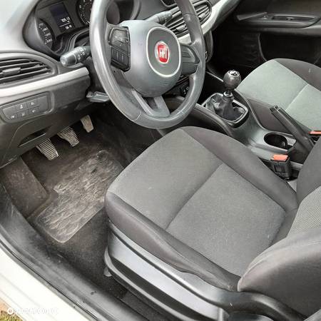 Fiat Tipo 1.4 16v Easy - 13