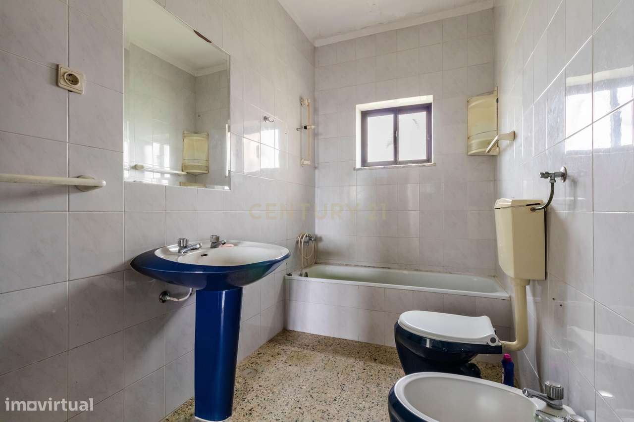 Moradia T2 para renovação | Lote 1.000 m² | São Francisco, Alcochete |-33