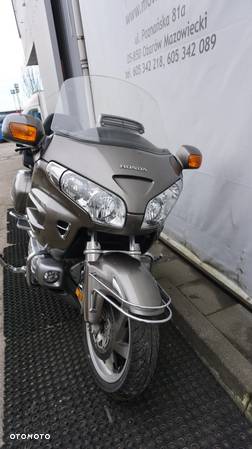 Honda GL - 8