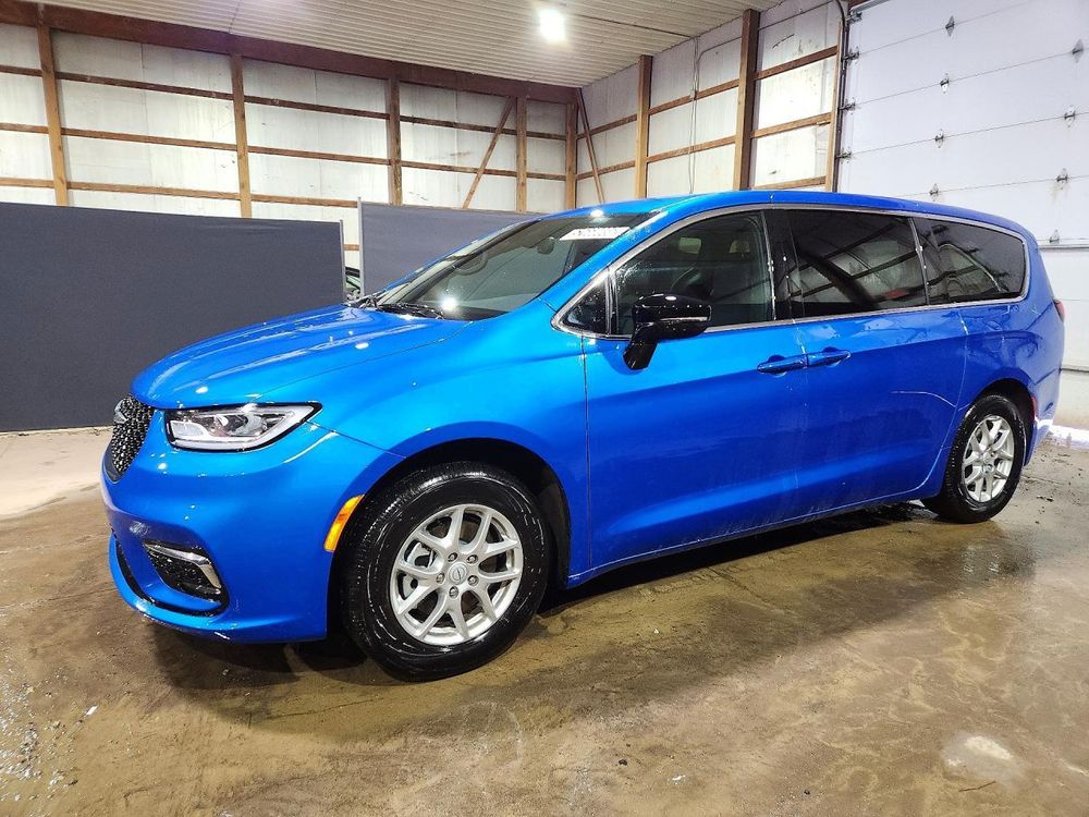 Chrysler Pacifica 2026