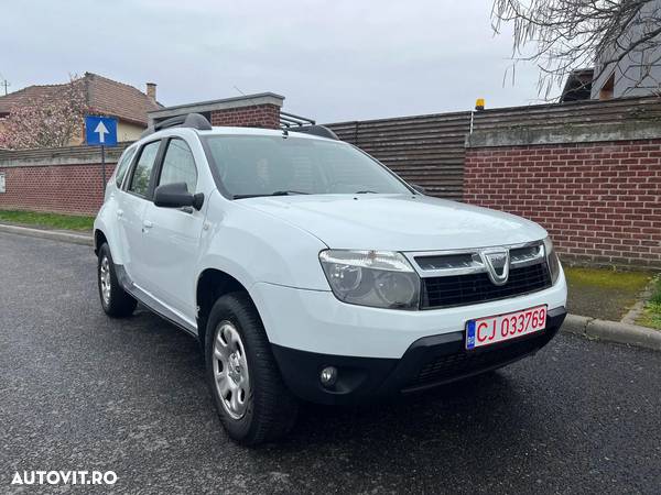 Dacia Duster 1.5 dCi 4x4 Laureate - 11