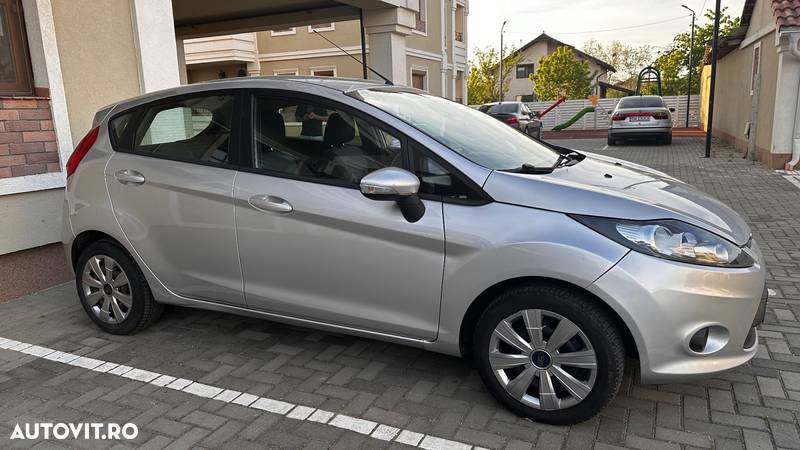 Ford Fiesta - 4