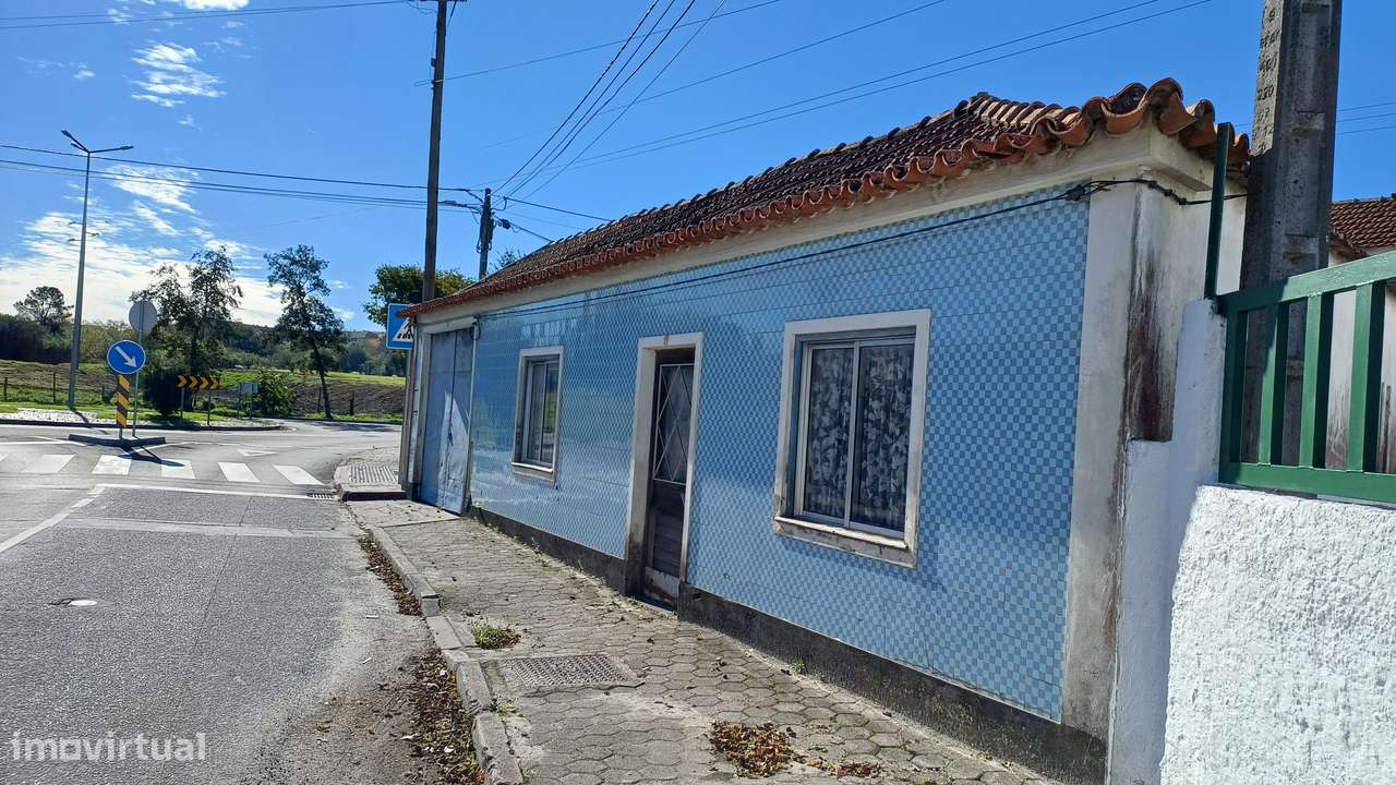 Moradia Térrea para Reconstrução em São Bernardo, Aveiro-28