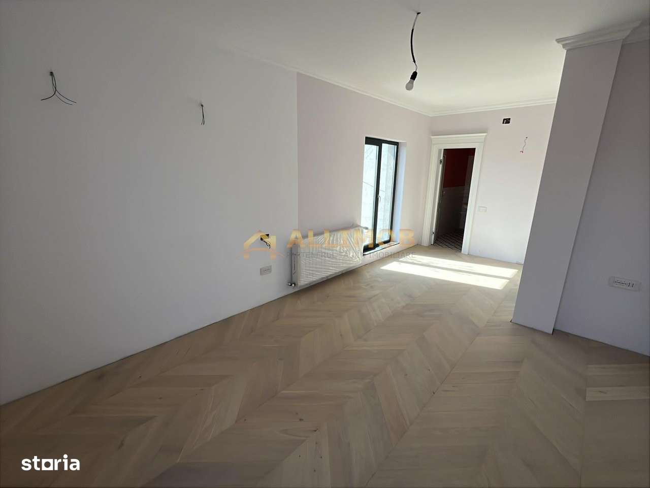 Eleganta la malul lacului- Vila premium cu ponton privat.-11