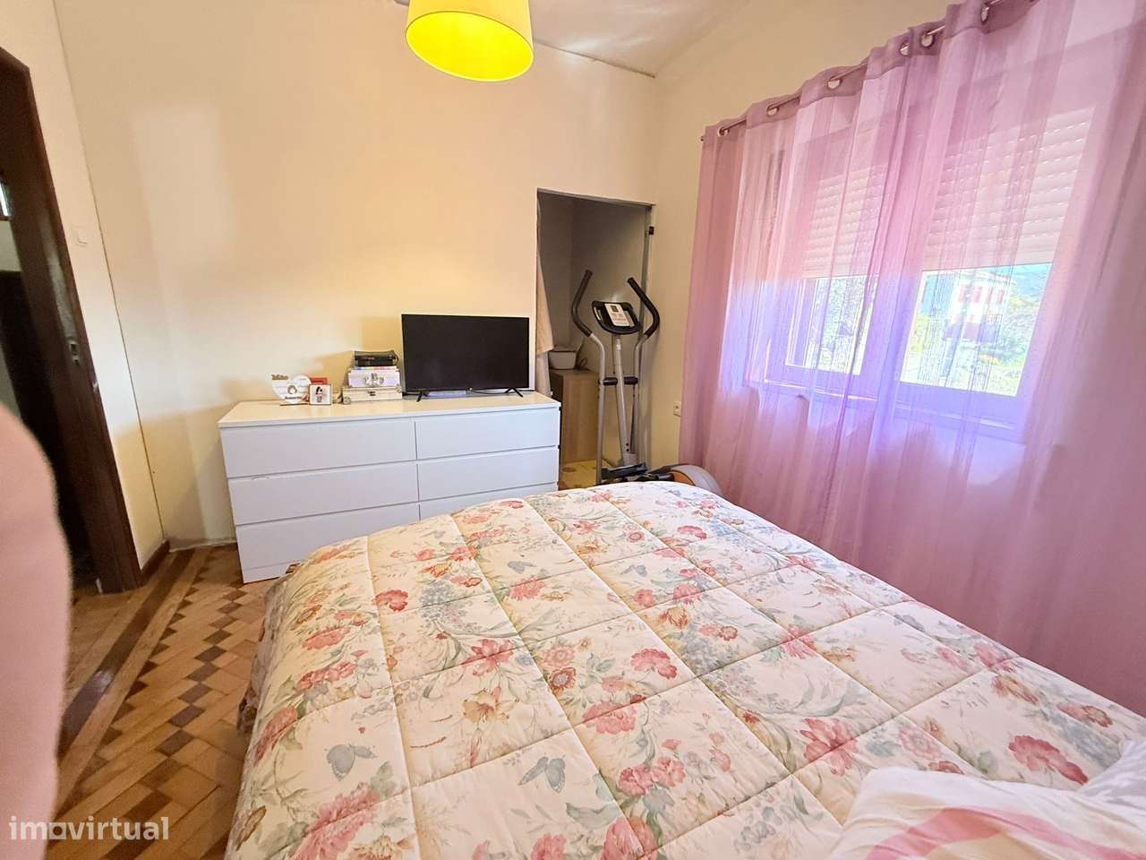 Moradia T3 | Box 2 Carros | Jardim | Exclusivo-9