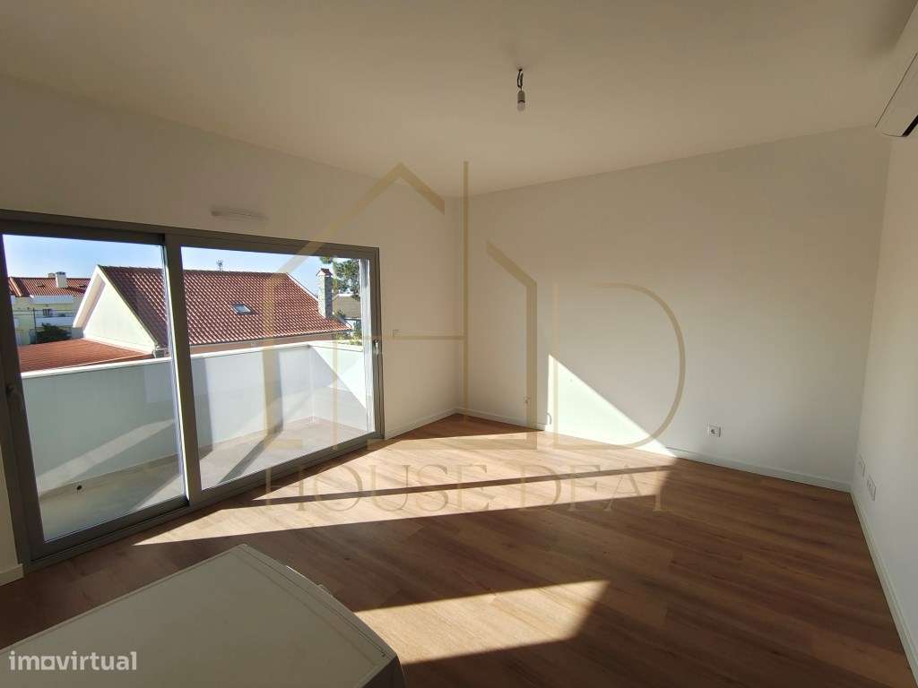 MODERNO Apartamento Duplex T3. Quinta do Conde-21
