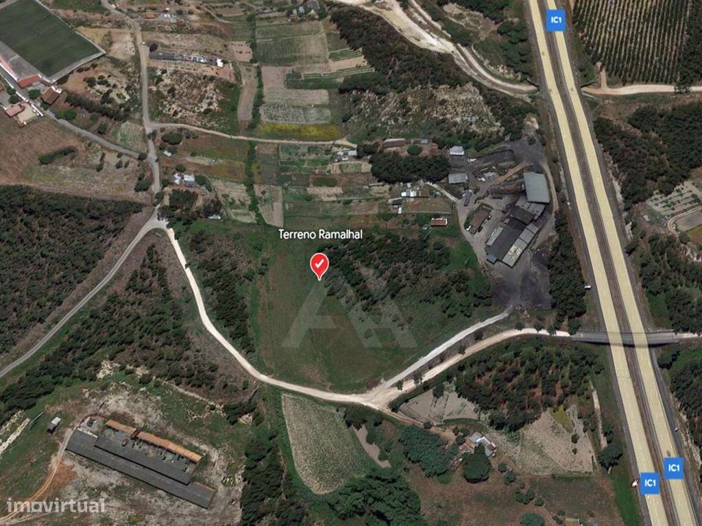 Terreno Rústico em Vale Fontainhas a 40 minutos de Lisboa - Grande imagem: 5/28