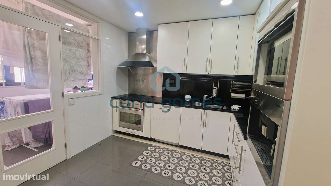 APARTAMENTO T3 C/ 2 SUITES L. GARAGEM ELEVADOR | MAFAMUDE, V. N. GAIA-12