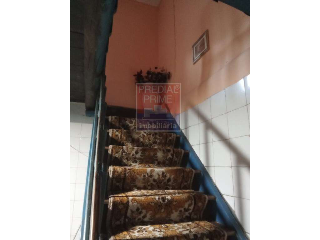 MORADIA TÉRREA EM SAO JOÃO DE LOURE-27
