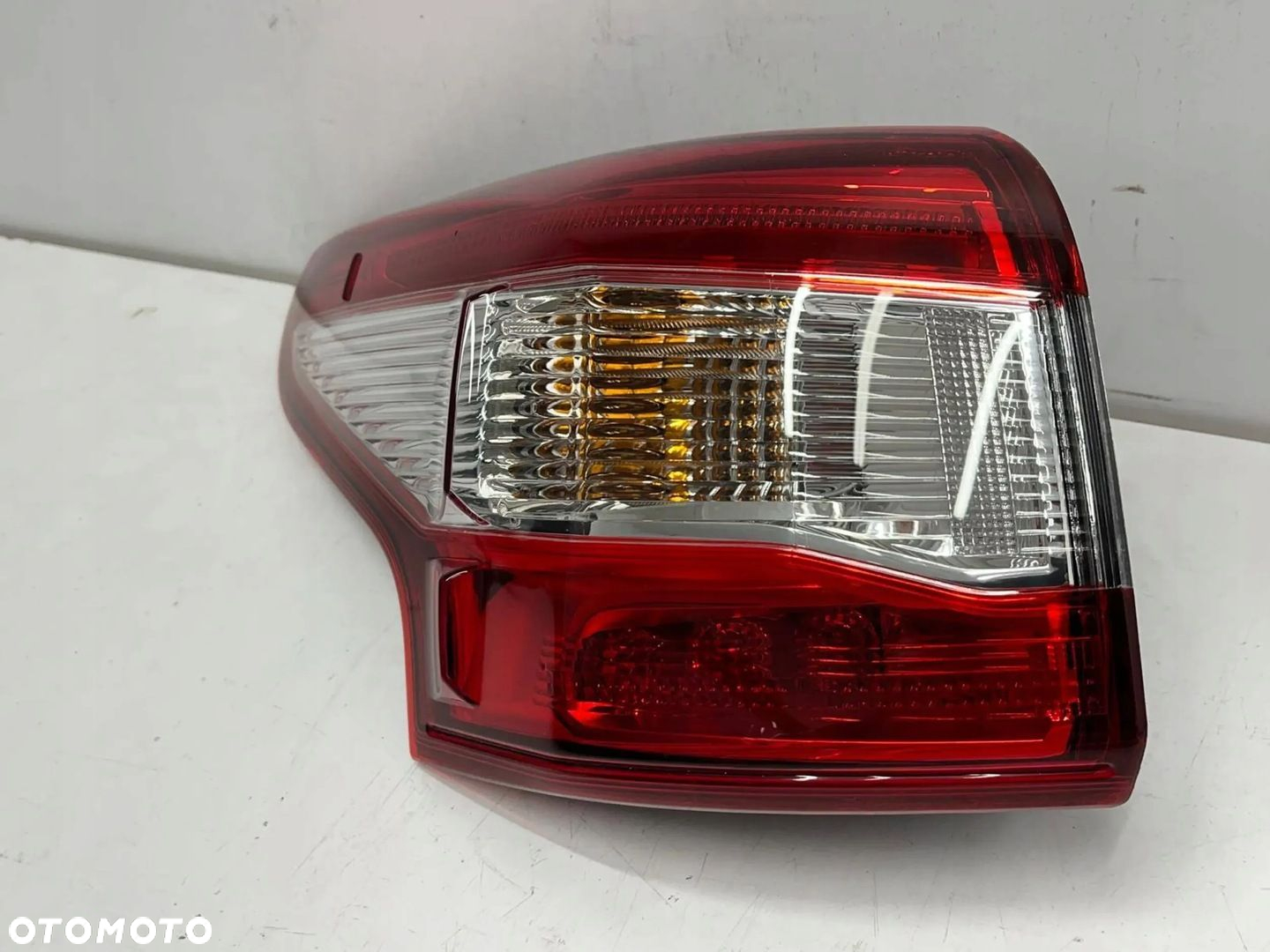 Nissan Qashqai II J11 Lampa lewa tył tylna 265554EA0A - 3