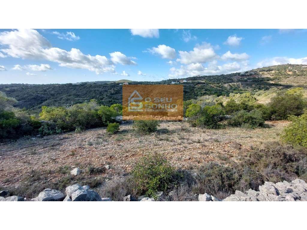 Terreno com aprovação para implantação de estabelecimentos hoteleiros - Grande imagem: 3/10