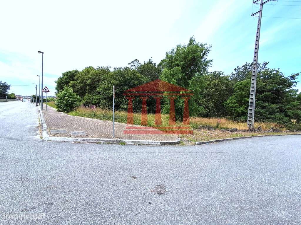 TERRENO PARA CONSTRUÇÃO-8