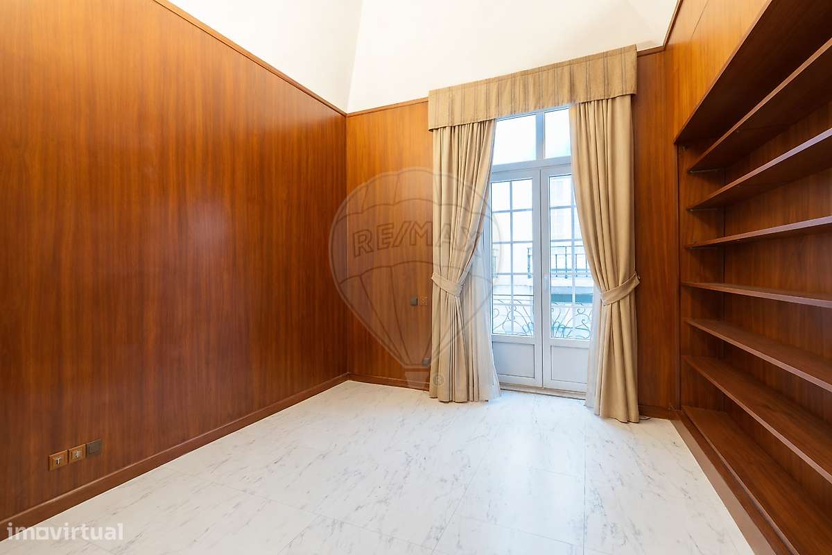 Escritório T3 para venda-6