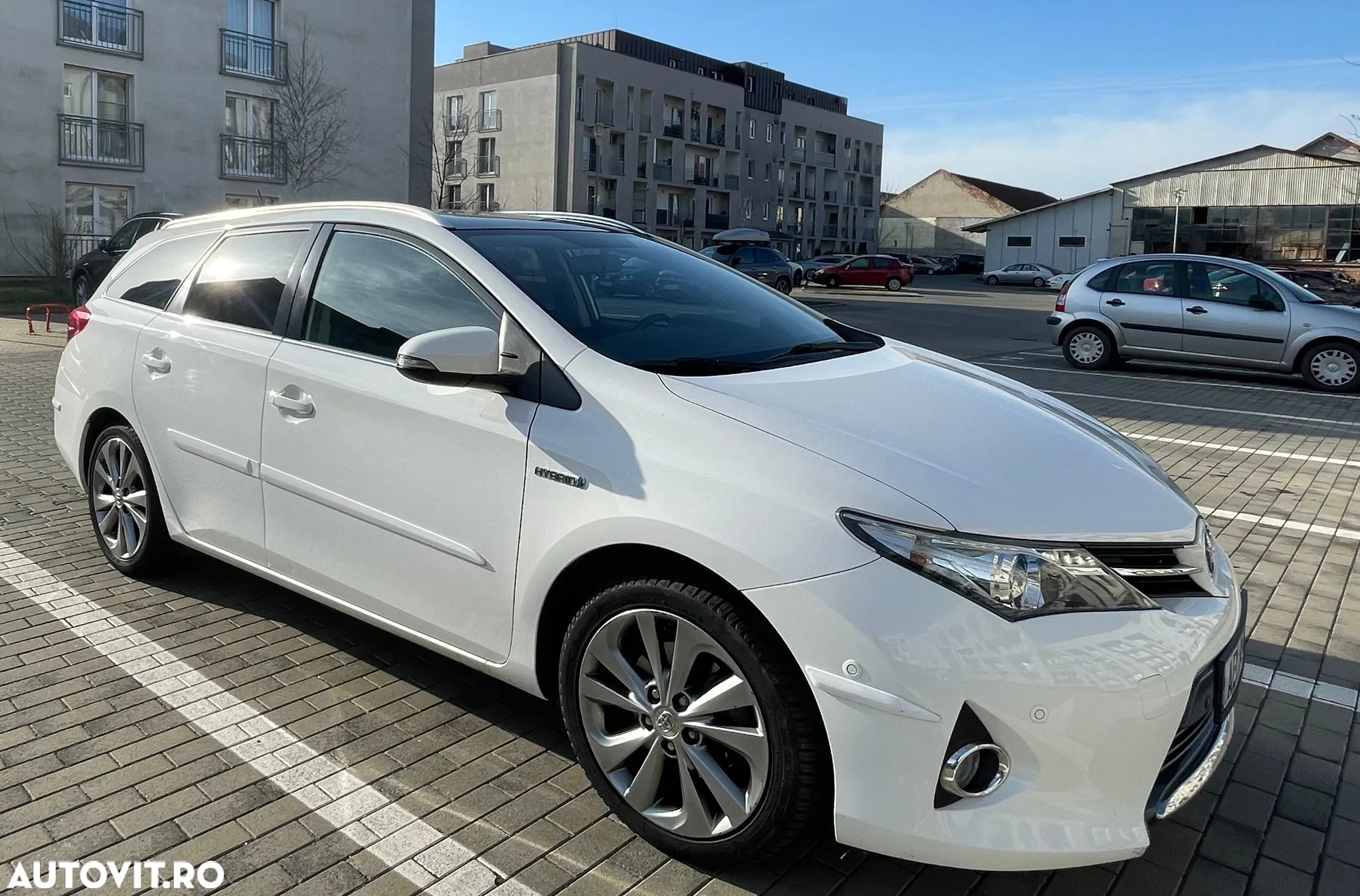 Toyota Auris 1.8 VVT-i Hybrid Automatik Touring Sports Edition - 6