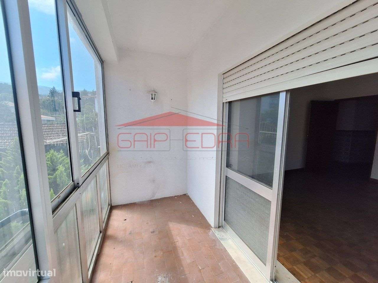 Apartamento T3 com arrumo no sótão no centro da cidade de Gouveia-11
