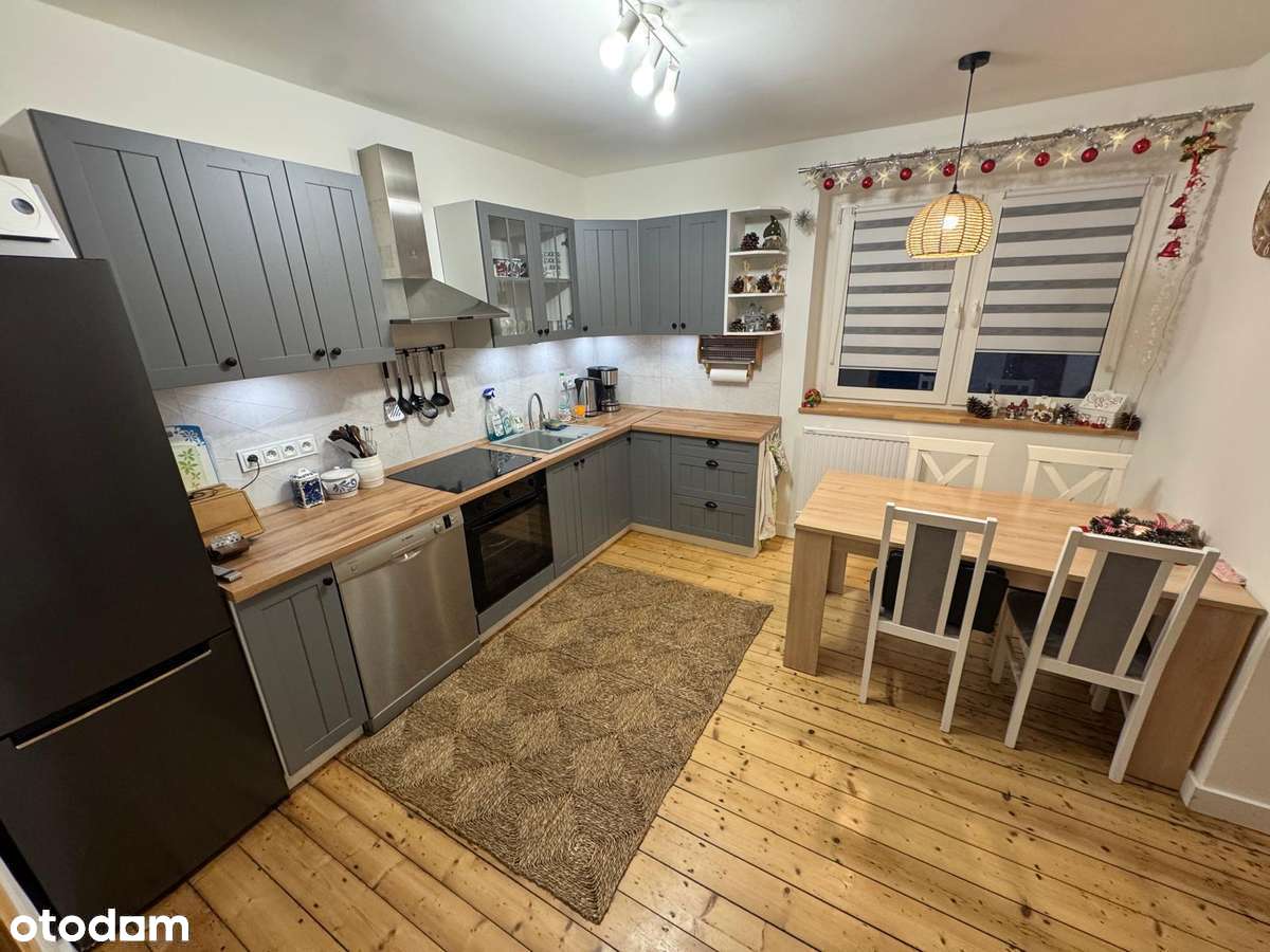 Dwupokojowe mieszkanie z własnym ogródkiem-0