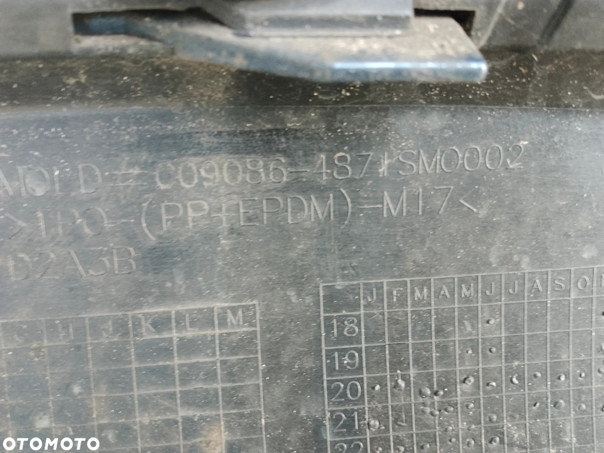 Ford Kuga Mk3 Titanium 19- zderzak przedni  LV4B-17F003-J - 12