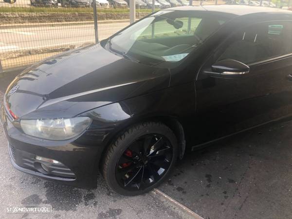 VW Scirocco 2.0 TDi Sport - 11