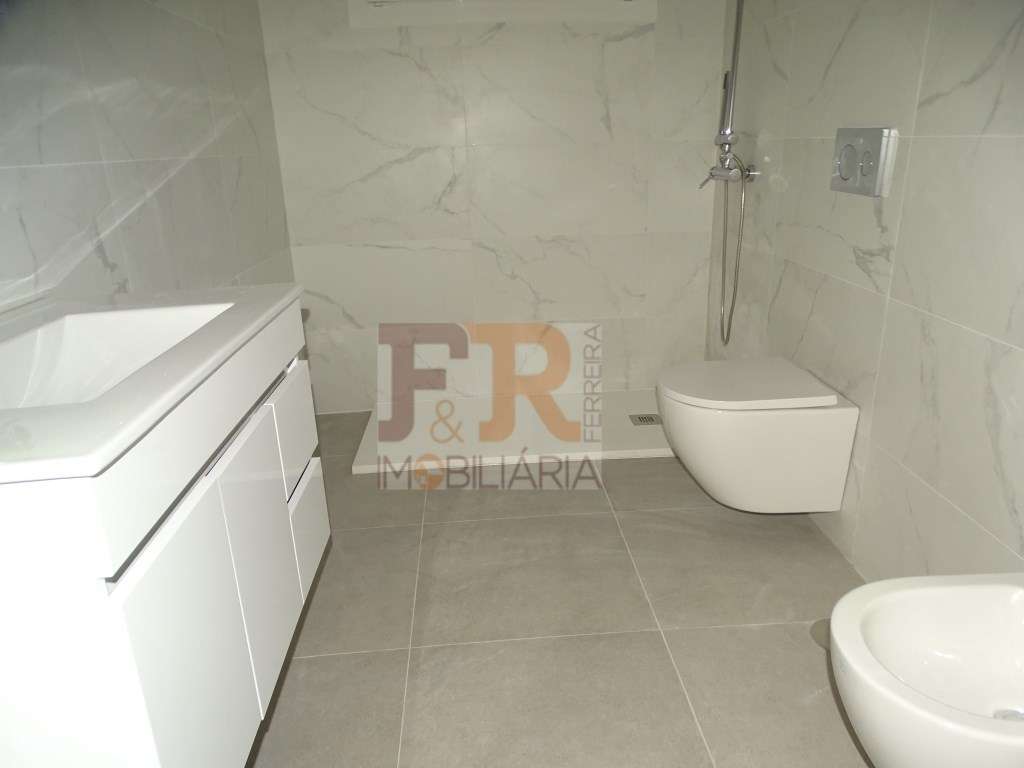 Moradias Geminada DuplexT3 com Pérgola. Pinhal do General. Fernão F...-43