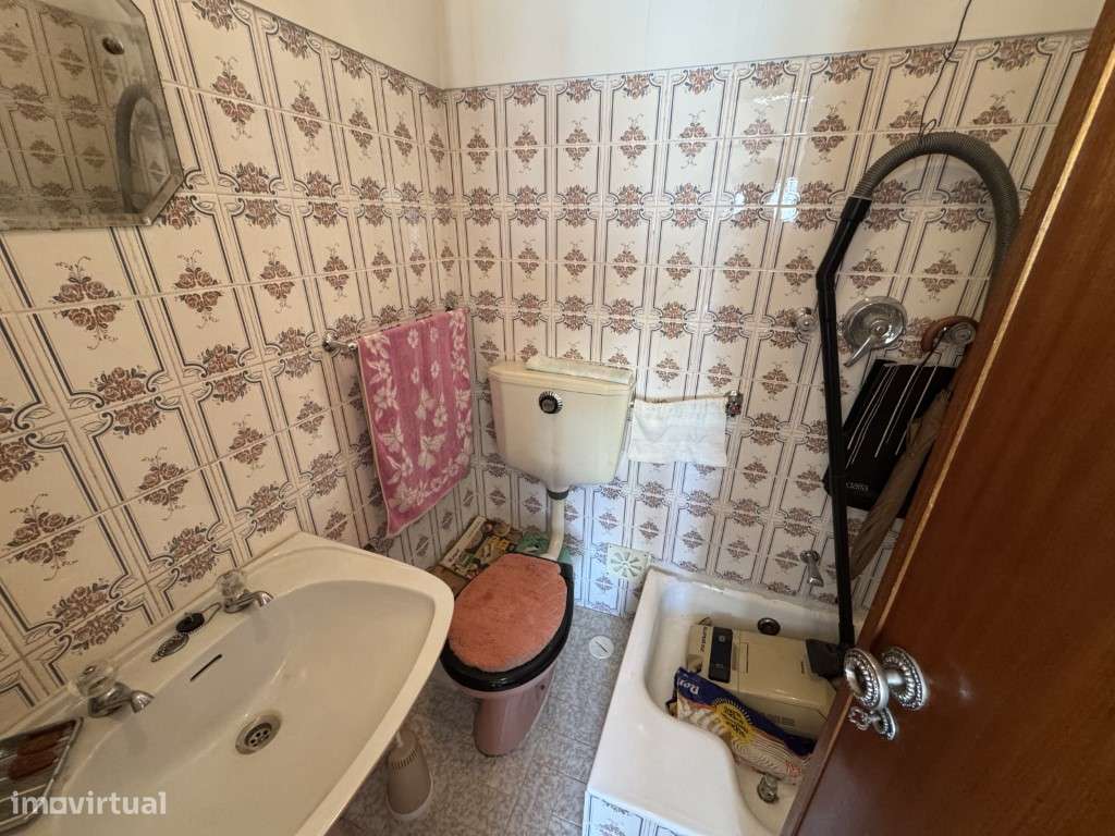 Apartamento T3 (4 assoalhadas) à venda em Alfornelos - Excelente lo... - Grande imagem: 4/9