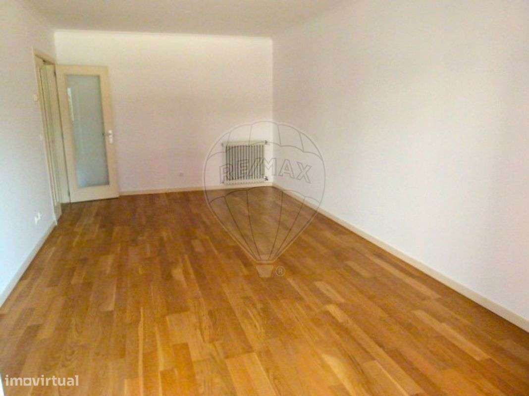 Apartamento T1 para arrendamento - Grande imagem: 3/19