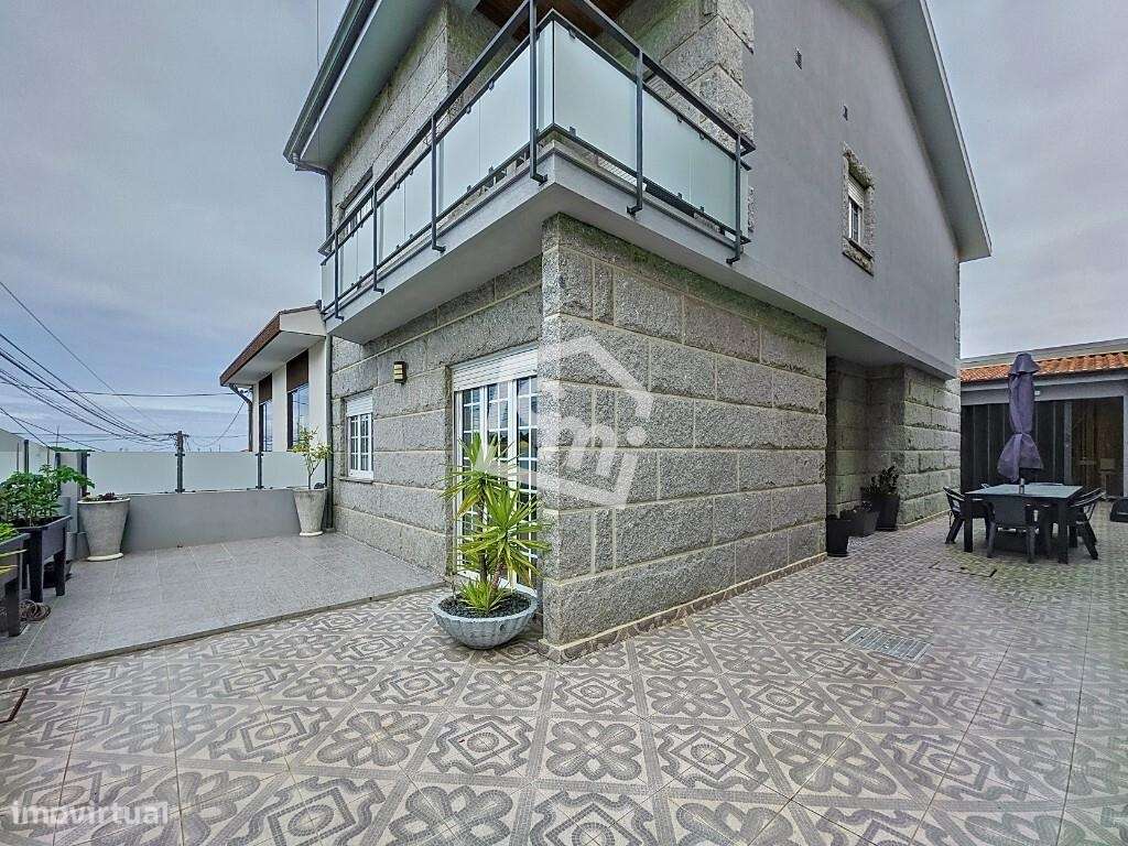 Moradia T3 com Logradouro e Garagem – A 5 minutos de Matosinhos-52