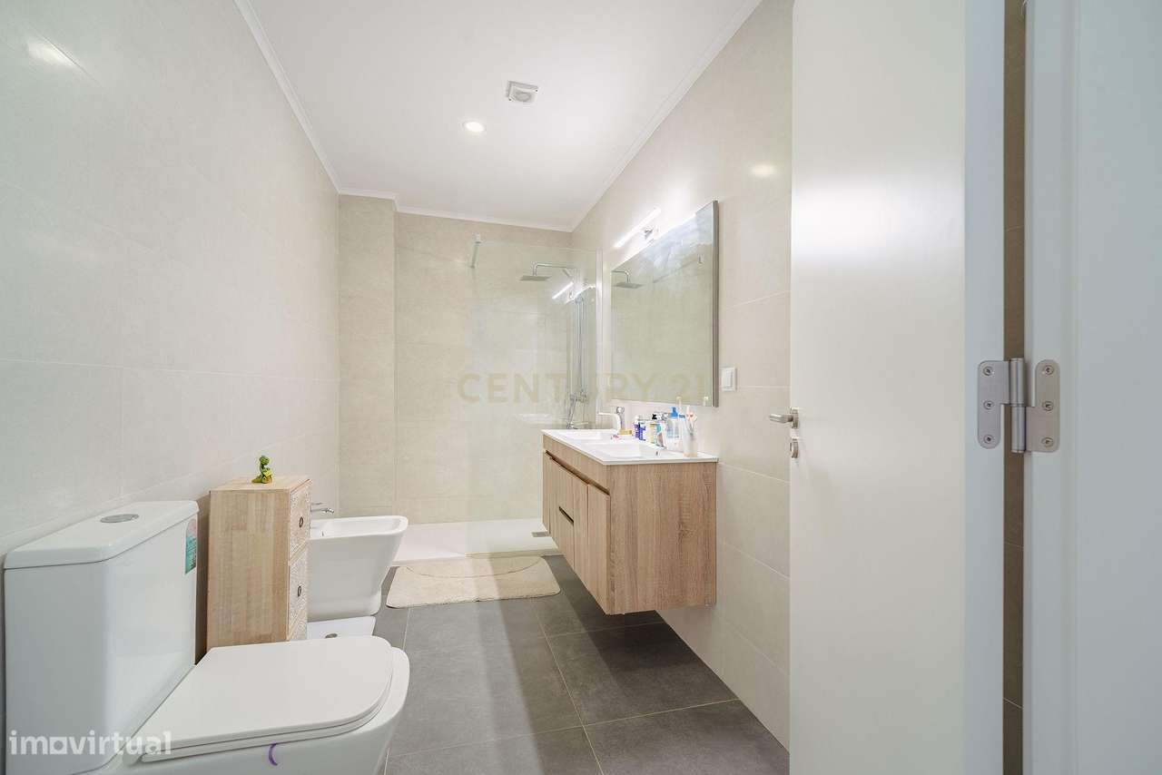 Moradia T3 - Quinta Genovesa/Sobreda-23