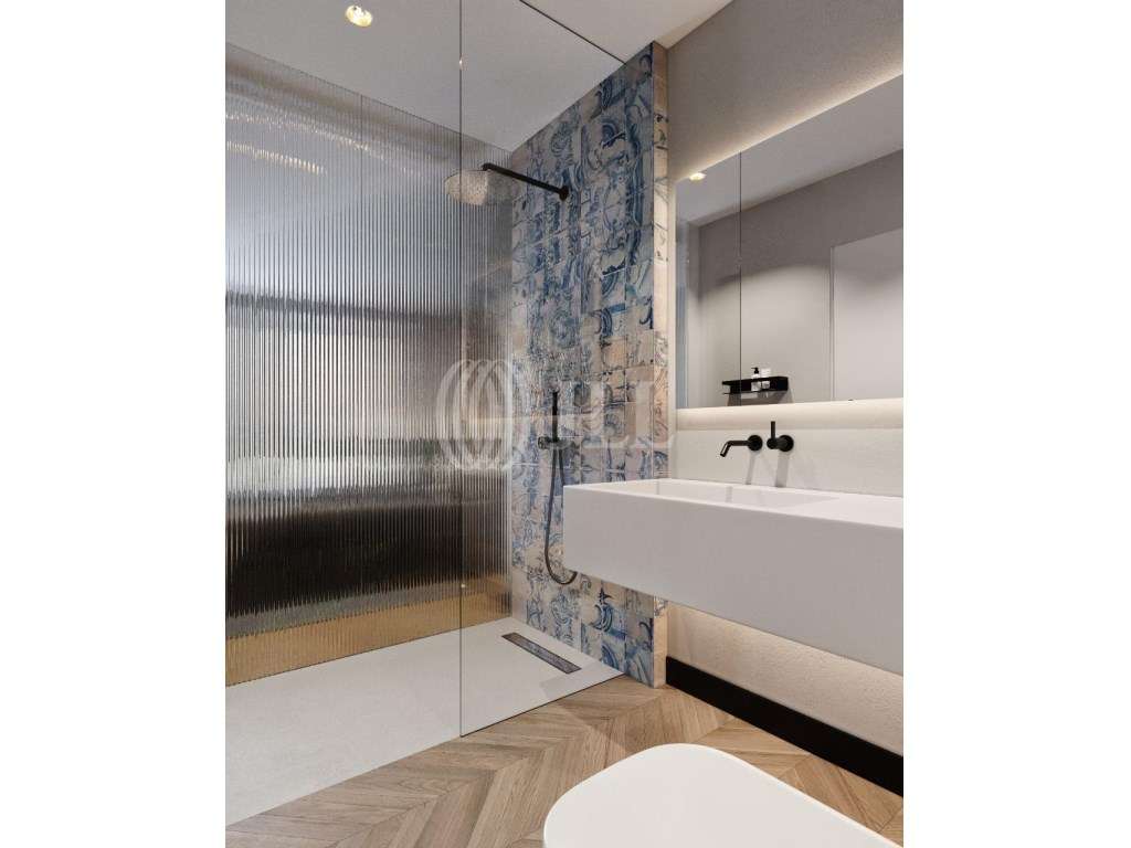 Apartamento T3 com terraço, garagem no centro de Lisboa-12