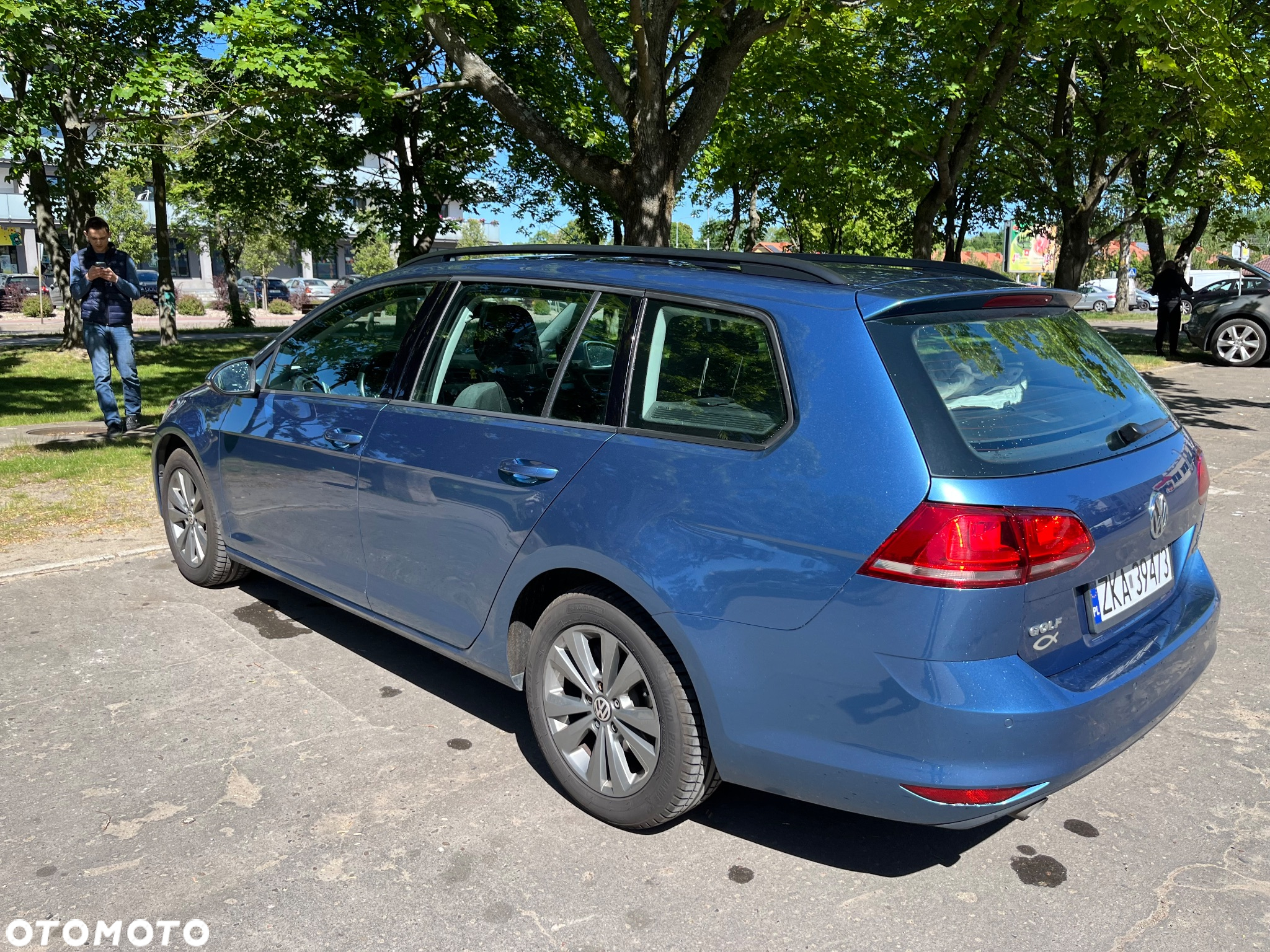 Volkswagen Golf VI 1.6 TDI BlueMot Comfortline - 20