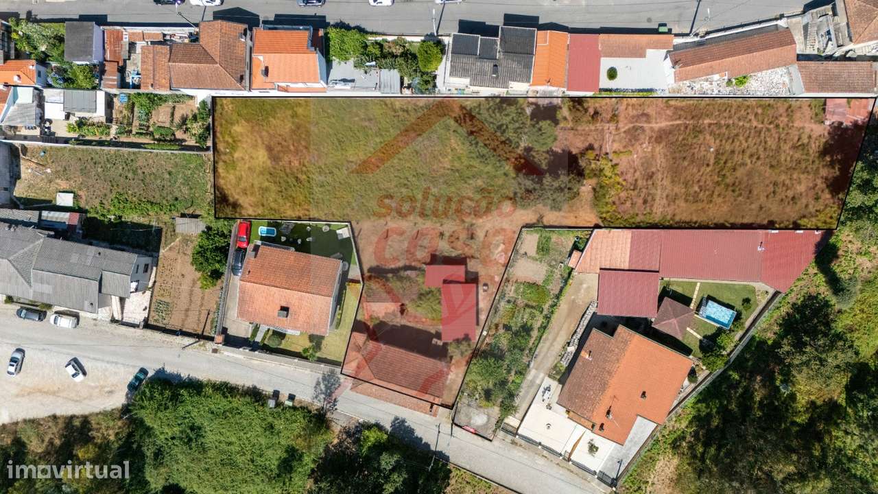 2 Moradias para restaurar, inseridas em um terreno de 2962m2, em Sandi-22