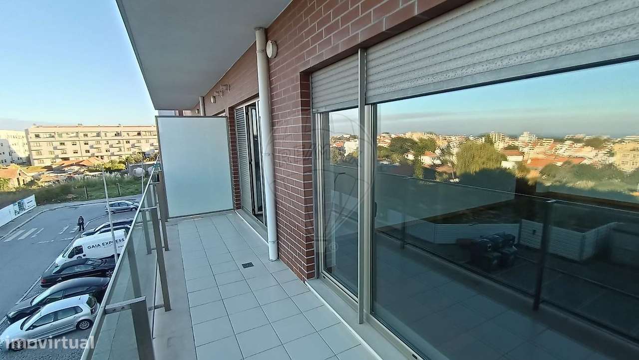 Apartamento T1 para arrendamento - Grande imagem: 2/19