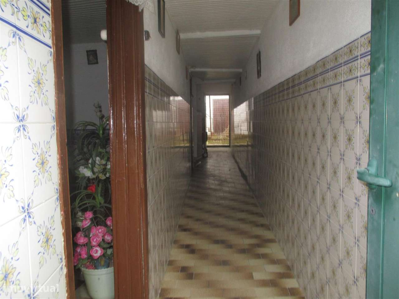 Moradia V4 - Grande imagem: 2/25