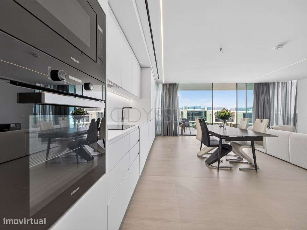 Penthouse Totalmente Mobilado com Piscina Privativa no Rooftop-17