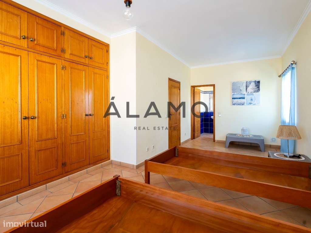 Charmosa Moradia Tradicional em Vale Formoso-21