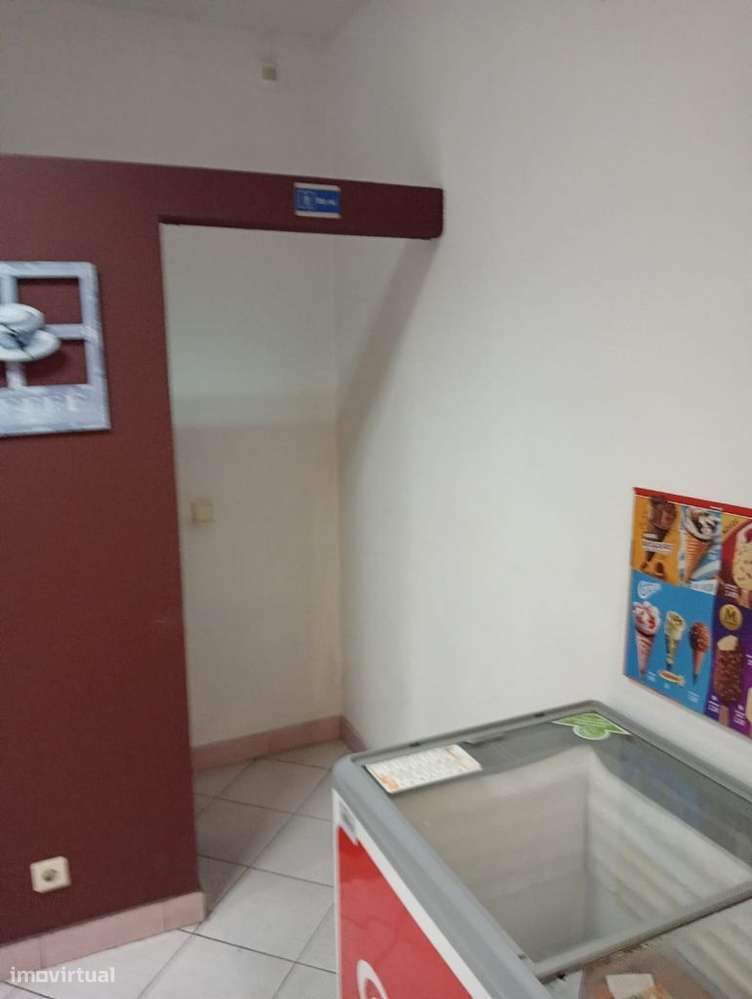 GRANDE OPORTUNIDADE ! TRESPASE DE CAFE EM GAIA-39