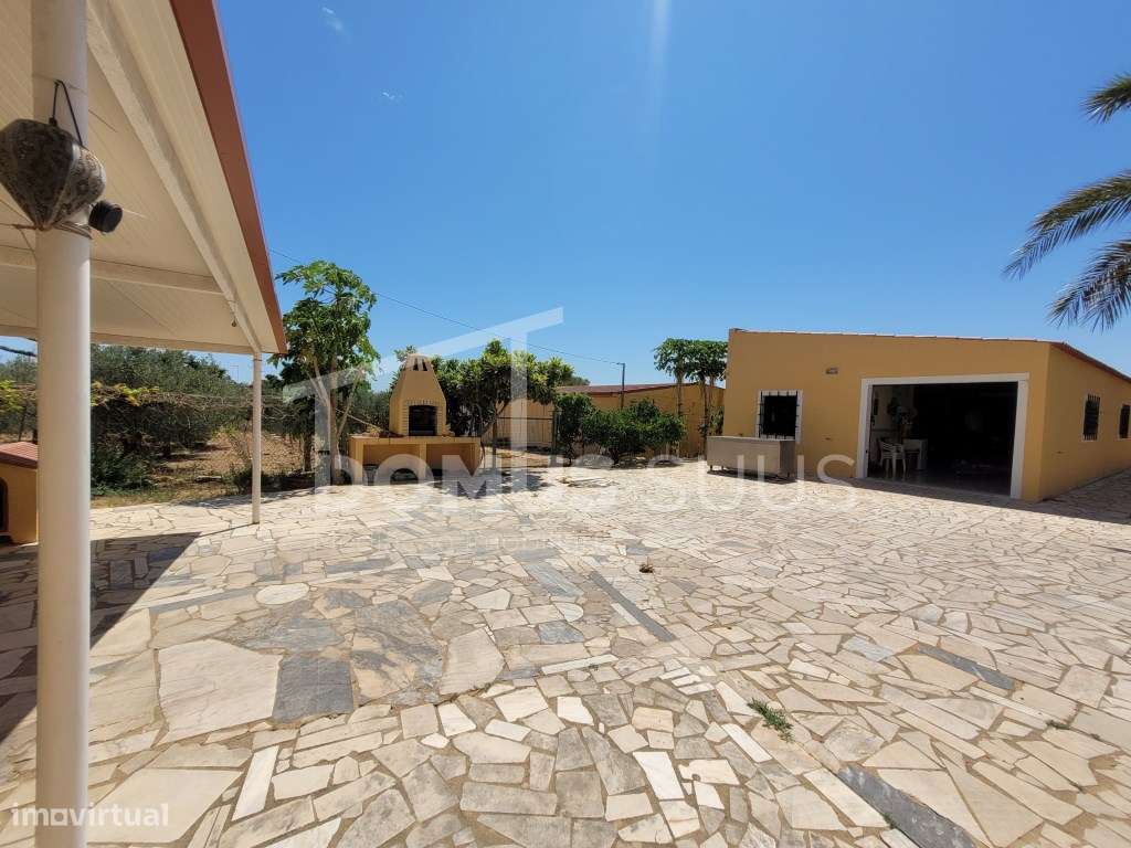 Moradia localizada na zona da Conceição de Faro, a 15min da cidade ... - Grande imagem: 2/24