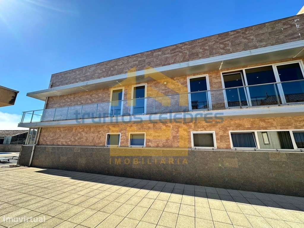 T4 no centro da Póvoa de Varzim, em condomínio fechado com piscina ...-27