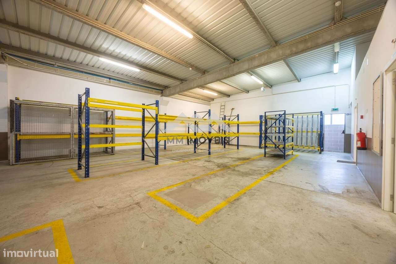 Armazém | Zona Industrial Ermesinde | Arrendamento - Grande imagem: 5/17
