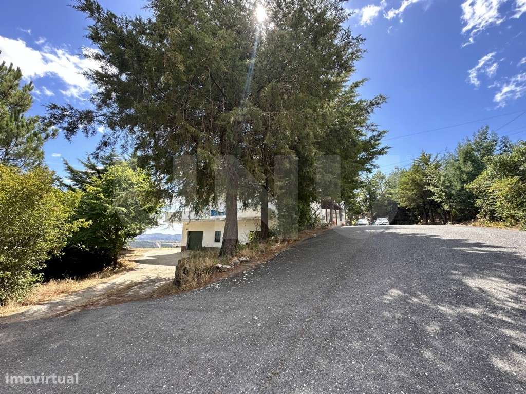 Venda Conjunta: Apartamento T2 com Garagem + Lote de Terreno (3050m...-31