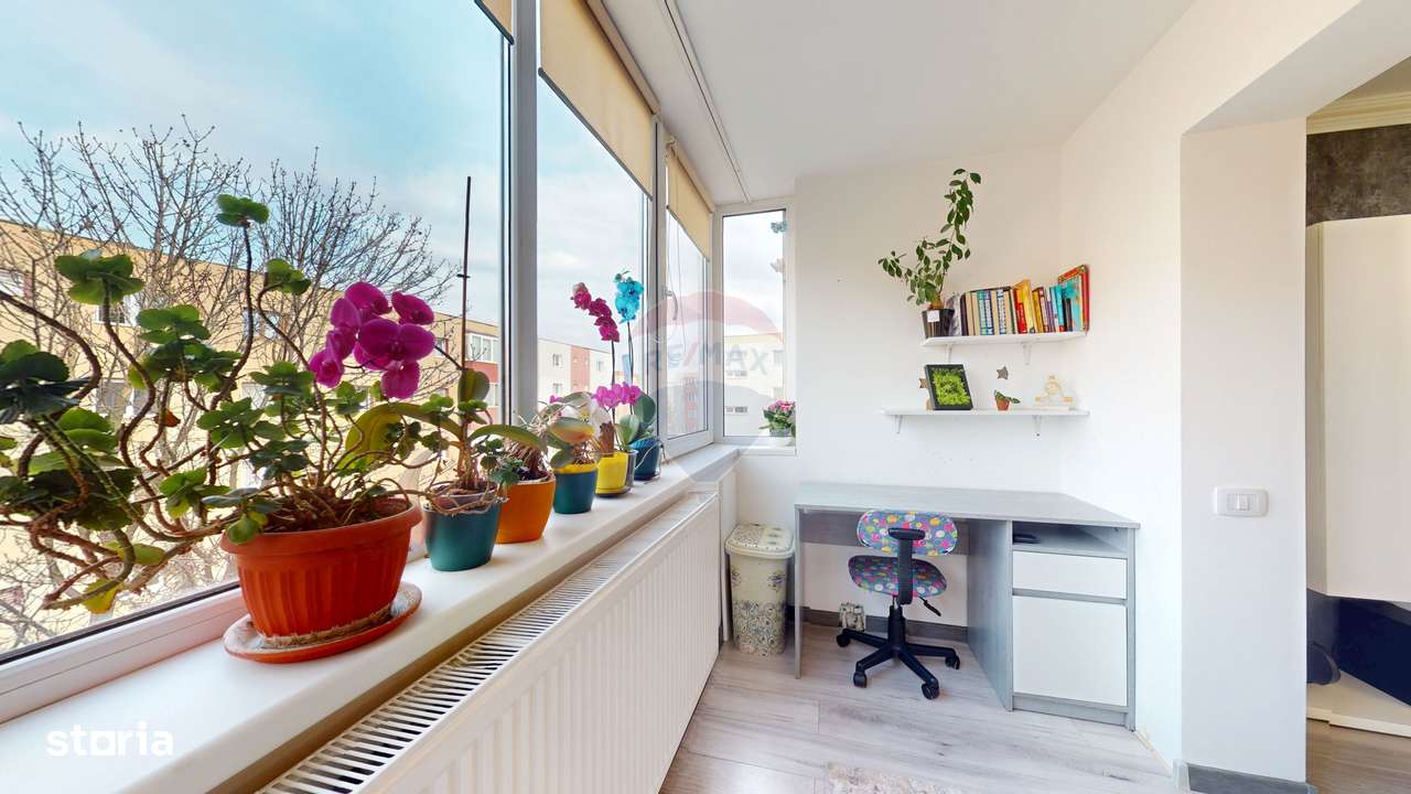 Apartament 3 camere, 2 băi, 2 parcări de vânzare zona Avantgarden 2-7