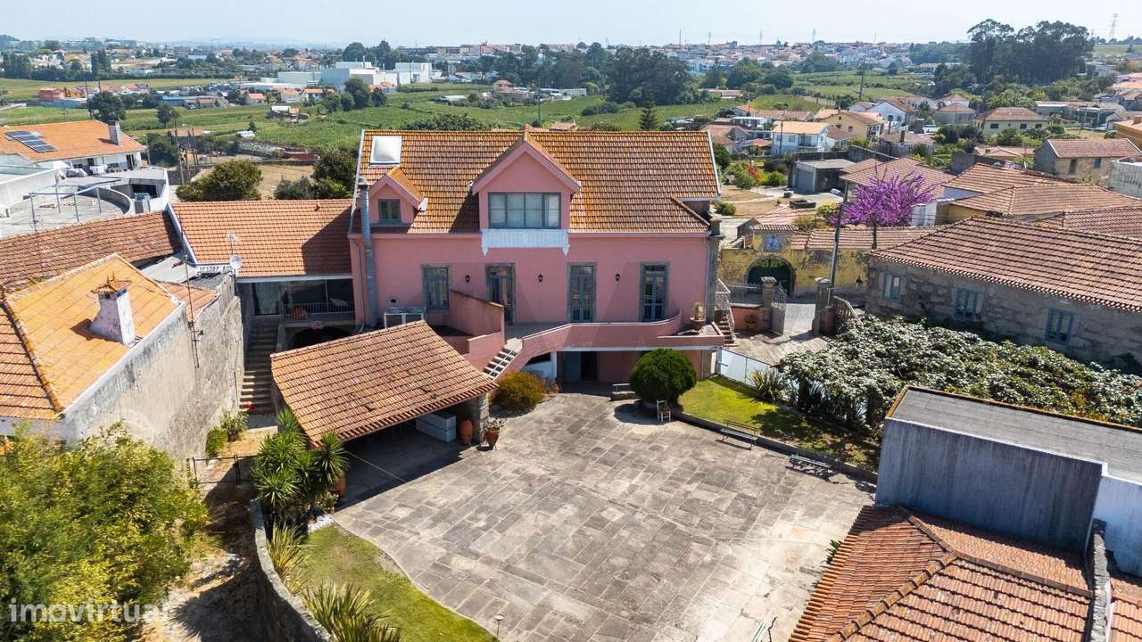 Quinta T3+2 com terreno e potencial de construção em Matosinhos-32