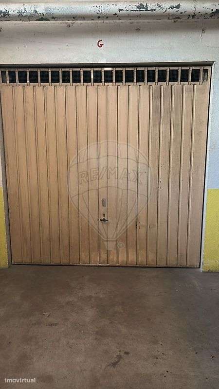 Garagem  para arrendamento - Grande imagem: 1/4