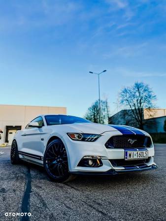 Ford Mustang 5.0 V8 GT - 1