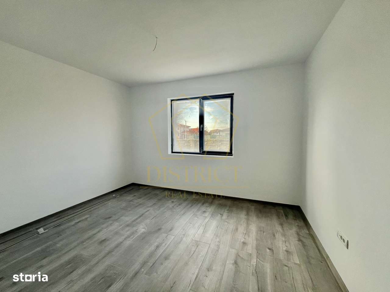 Duplex pe parter cu 4 camere | Mosnita Noua - Imagine principală: 5/10