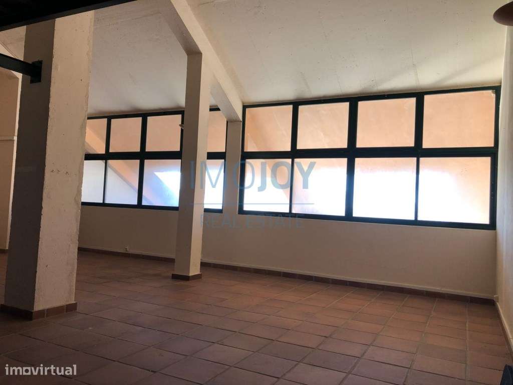 Espaço Exclusivo na Prestigiada Marina de Vilamoura - Grande imagem: 3/12